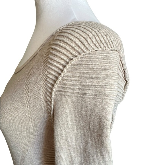 Victoria Secret Long Sleeve Sweater Dress Size S/P - Picture 10 of 17